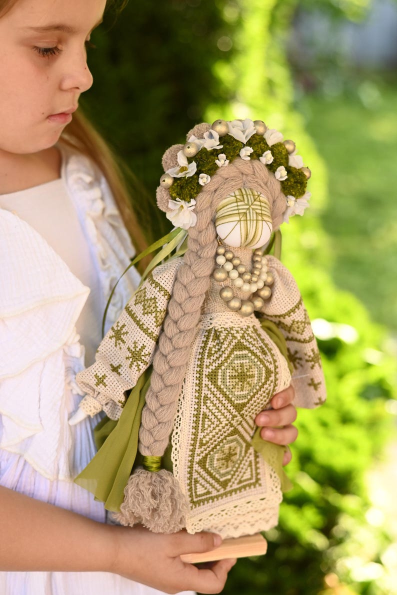 Handmade Motanka doll in traditional style, Rustic slavic folk decor, Unique artisan gift for home or cultural display image 6