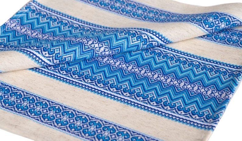 White Cotton Napkin with Blue Ukrainian Folk Pattern Fabric – Woven Geometric Table Linen, Rustic Reusable Cloth Placemat for Dining