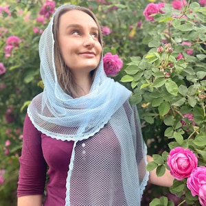 Sky-blue mesh mantilla veil
