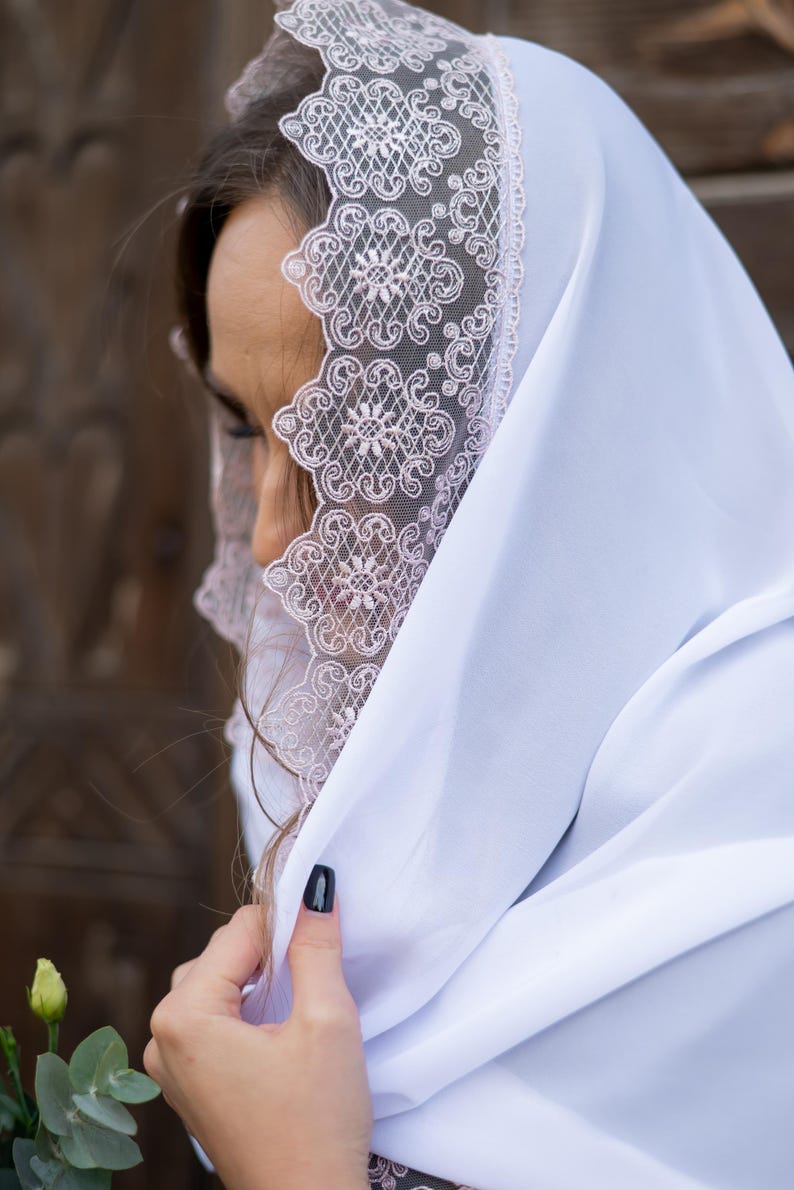 White Chapel Veil with Blush Pink Lace Trim, Soft Infinity Head Covering Mantilla Scarf for Catholic Mass, Church Prayer and Worship Service