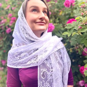 White floral lace mantilla veil for women