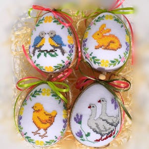 Set of 4 Handmade Embroidered Easter Egg Ornaments with Farm Animal Designs – Rustic Spring Decor Featuring Birds Rabbit Chicken and Goose