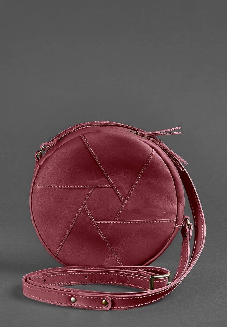 Round Crossbody Bag for Women, Burgundy Circle Shoulder Bag, Compact Everyday Purse with Adjustable Strap, Minimalist Fashion Accessory