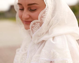Linen Blend Lace Hooded Mantilla, Scalloped Floral Edge, Catholic Veil