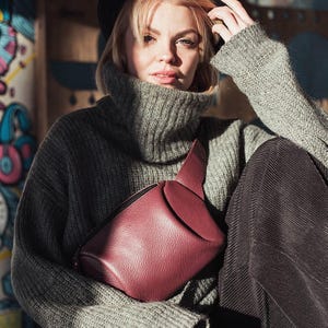 Handmade Burgundy Leather Fanny Pack Crossbody Sling Bag for Women, Pebbled Waist Belt Bag with Zipper, Adjustable Strap Minimalist Gift