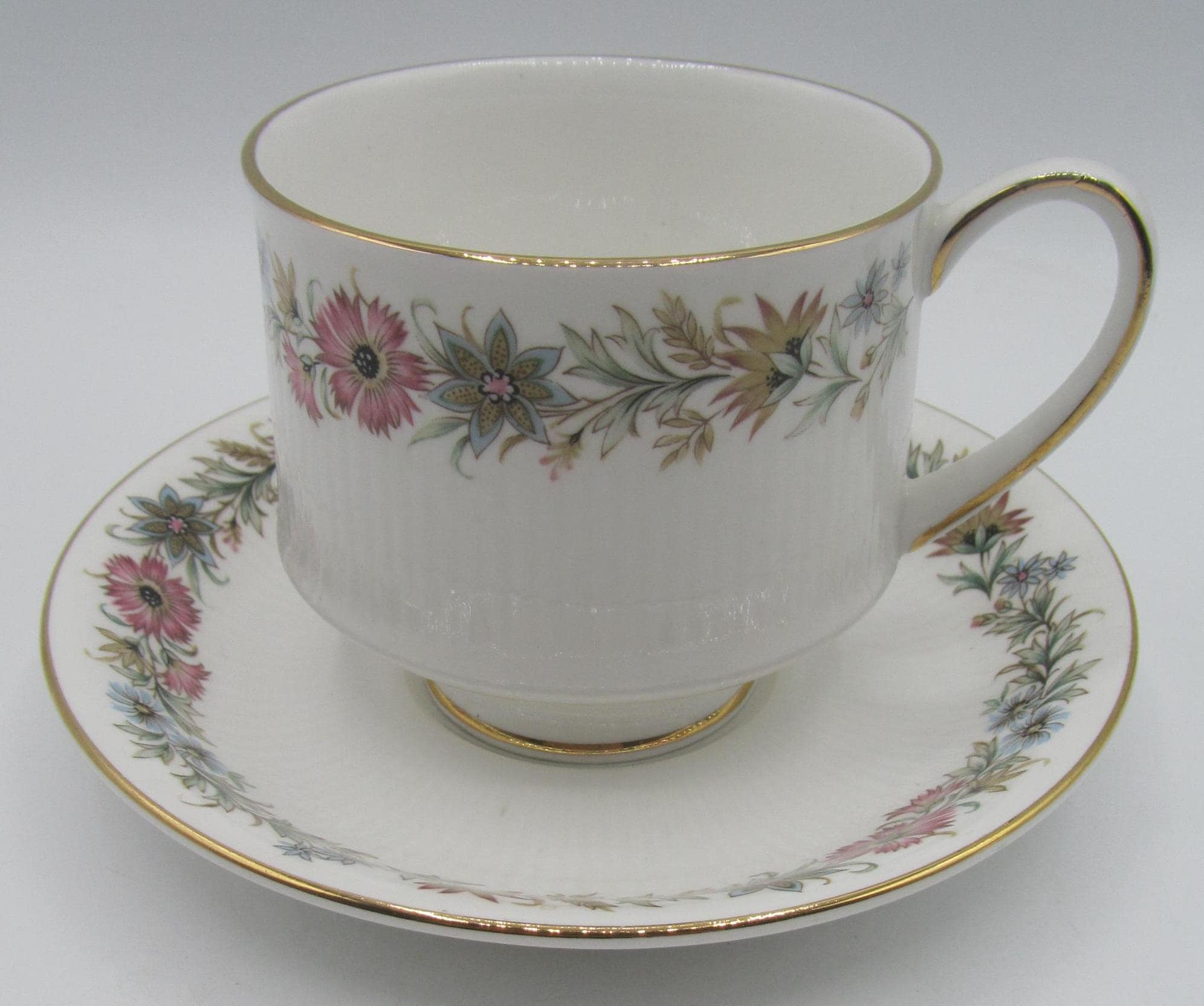 Paragon　パラゴン　Belinda　ティーセット　ビンテージ Paragon - Belinda - Tea Cup and Saucer - Etsy Canada