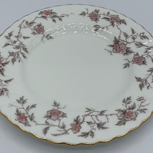Minton Suzanne 8&quot; Salad/Dessert Plate - Fantastic Condition.
