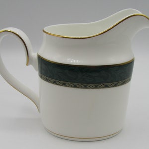 Marks and Spencers (M&S) Pemberton 1/2 Pint Milk Jug