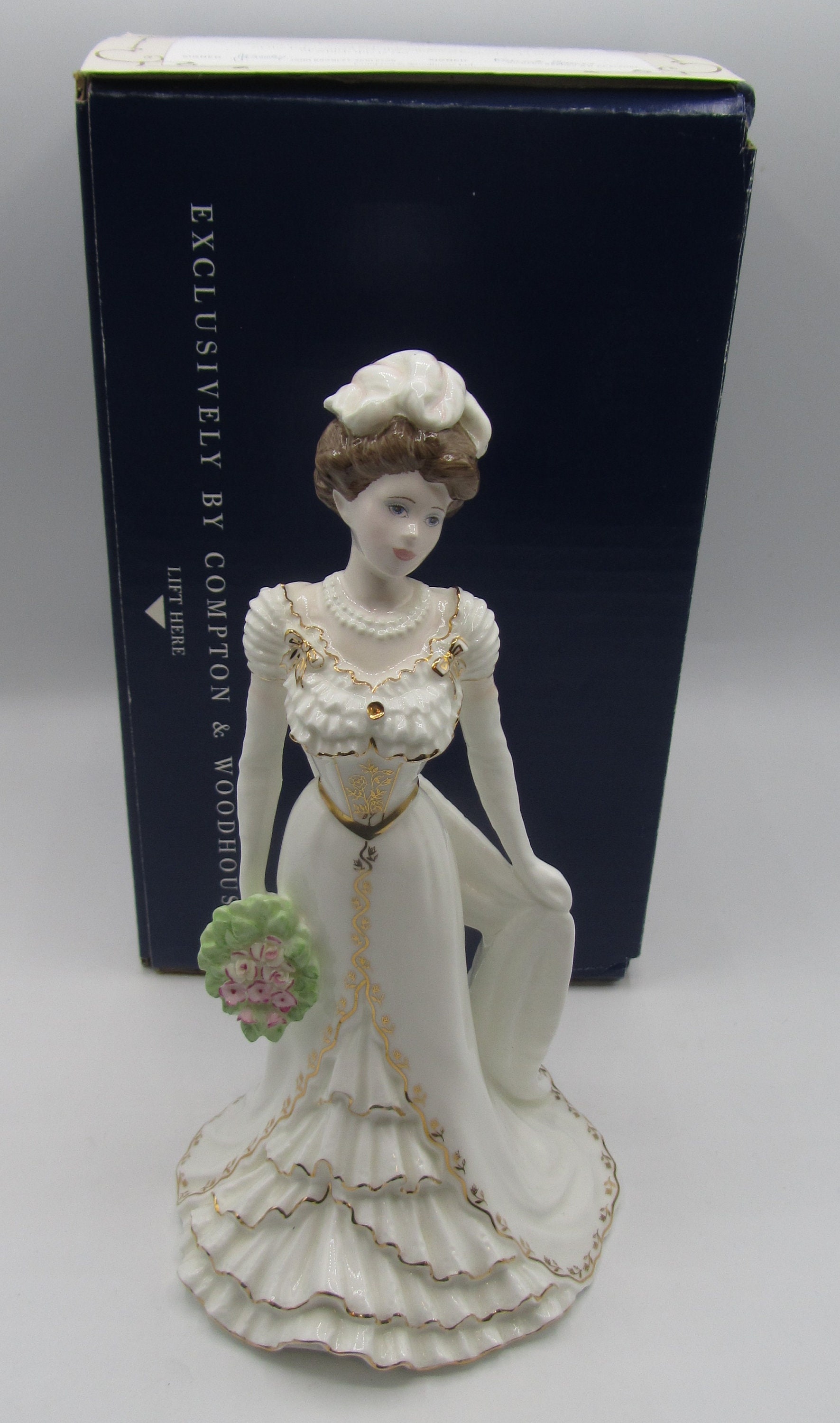 Coalport - Golden Age - Charlotte - A Royal Debut - Limited