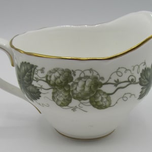 Royal Worcester The Worcester Hop - Mathon 1/2 Pint Milk Jug
