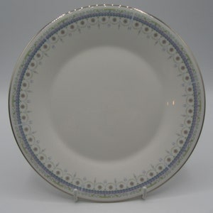 Royal Doulton Mignonette 8&quot; Salad Plate