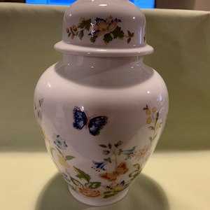 Aynsley Cottage Garden Ginger Jar - Vintage Floral