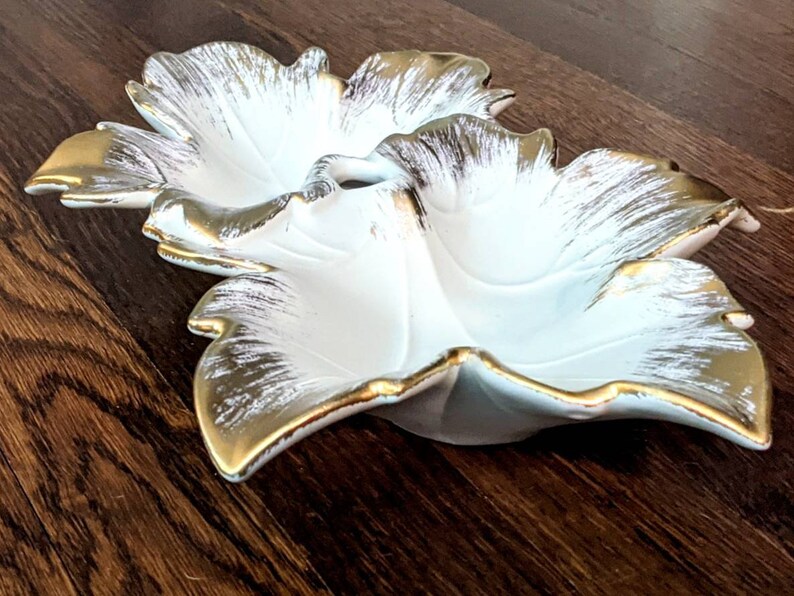 signed by Haeger Potteries in Gold Tweed pattern 1960/'s large gold vintage tray 13 in. 22-karat-gold painted mid century decorative tray