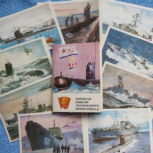 Ensemble de 16 cartes postales soviétiques vintage Navires de l’URSS Ukraine. Navire de guerre de la marine de l’URSS sous-marin fusée bateau dragueur de mines marin missile tendre