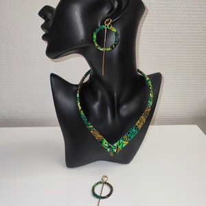 Necklace and earrings set