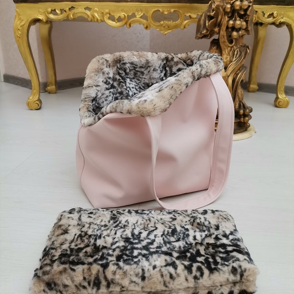 Winter Dog Bag with Fur Puppy Carrier Warm Dog Carrier Bag Dog Carrier Leopard Dog Backpack Accessories For Dogs Chihuahua Toy Terrier