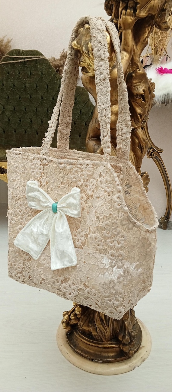 夏用レースキャリーバッグ 小型犬用 愛犬ママへのギフト ロマンチック