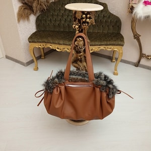 Dog Carrier Bag – Transforms into a Bed and Mat Bag Carrying Bag with Fur for Puppy Carrier for Mini Dogs Pet Accessories Shop Premium
