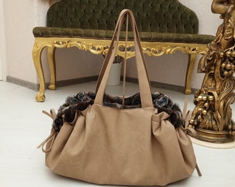 Taschenmatte für Hunde Taschenmatte für Hunde Tragetasche mit Fell für einen Welpen Carrier with fur for dogs Bag bed for a Chihuahua puppy