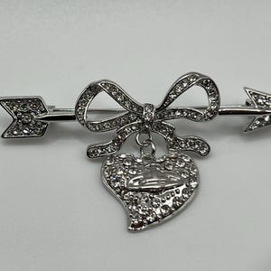 アクセサリー Vivienne Westwood bow ring 自分らしさを引き立てる【Vivienne Westwood】ヴィヴィアン