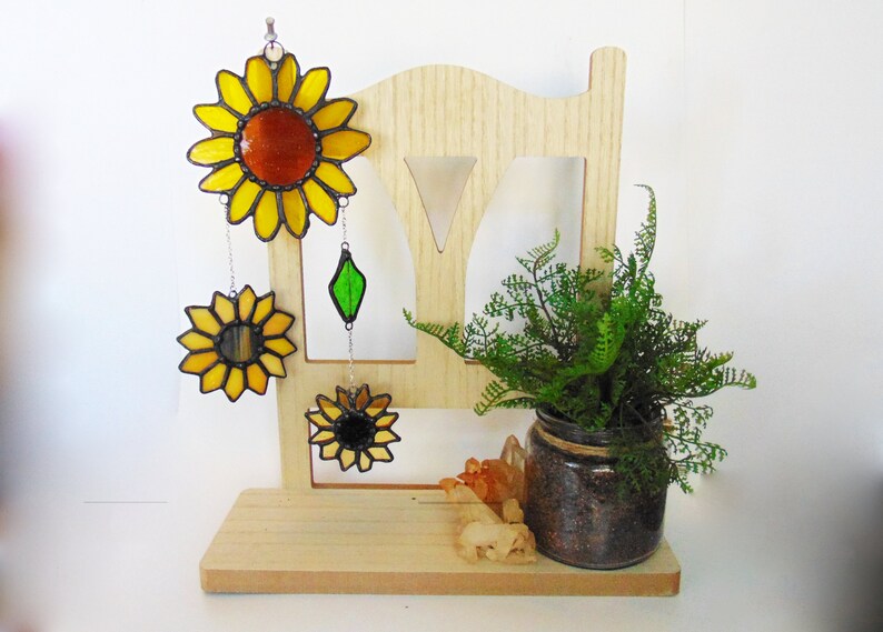 Cascading Stained Glass Sunflowers, Boho Window Decoration, Bright Yellow and Gold. Gift for Mother's Day, House warming, Birthdays immagine 4