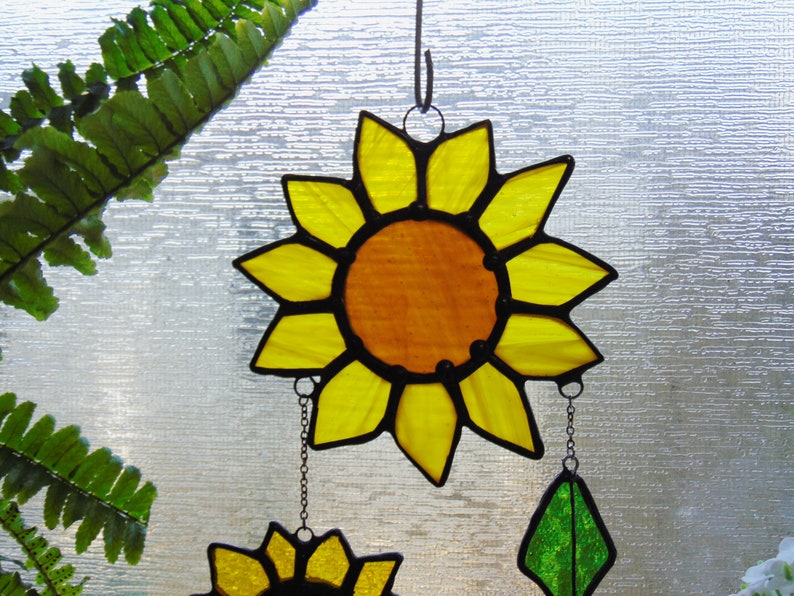 Cascading Stained Glass Sunflowers, Boho Window Decoration, Bright Yellow and Gold. Gift for Mother's Day, House warming, Birthdays immagine 5