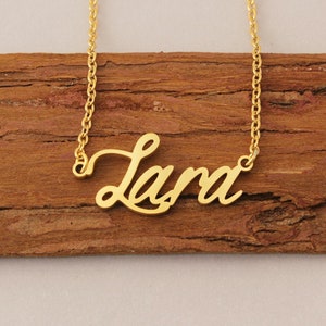 LAURA 18ct White Gold Plating Necklace With Name Custom Made Christmas Pendant LAURA 18ct White Gold Plating Necklace With Name Custom Made Christmas Pendant