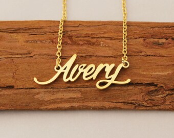 Avery necklace clearance