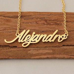 Benutzerdefinierte Name Halskette Alejdro Name Halskette Gold, Buchstabe Halskette, Name Anhänger, winzige Back to School Weihnachtsgeschenk Halskette für Sie