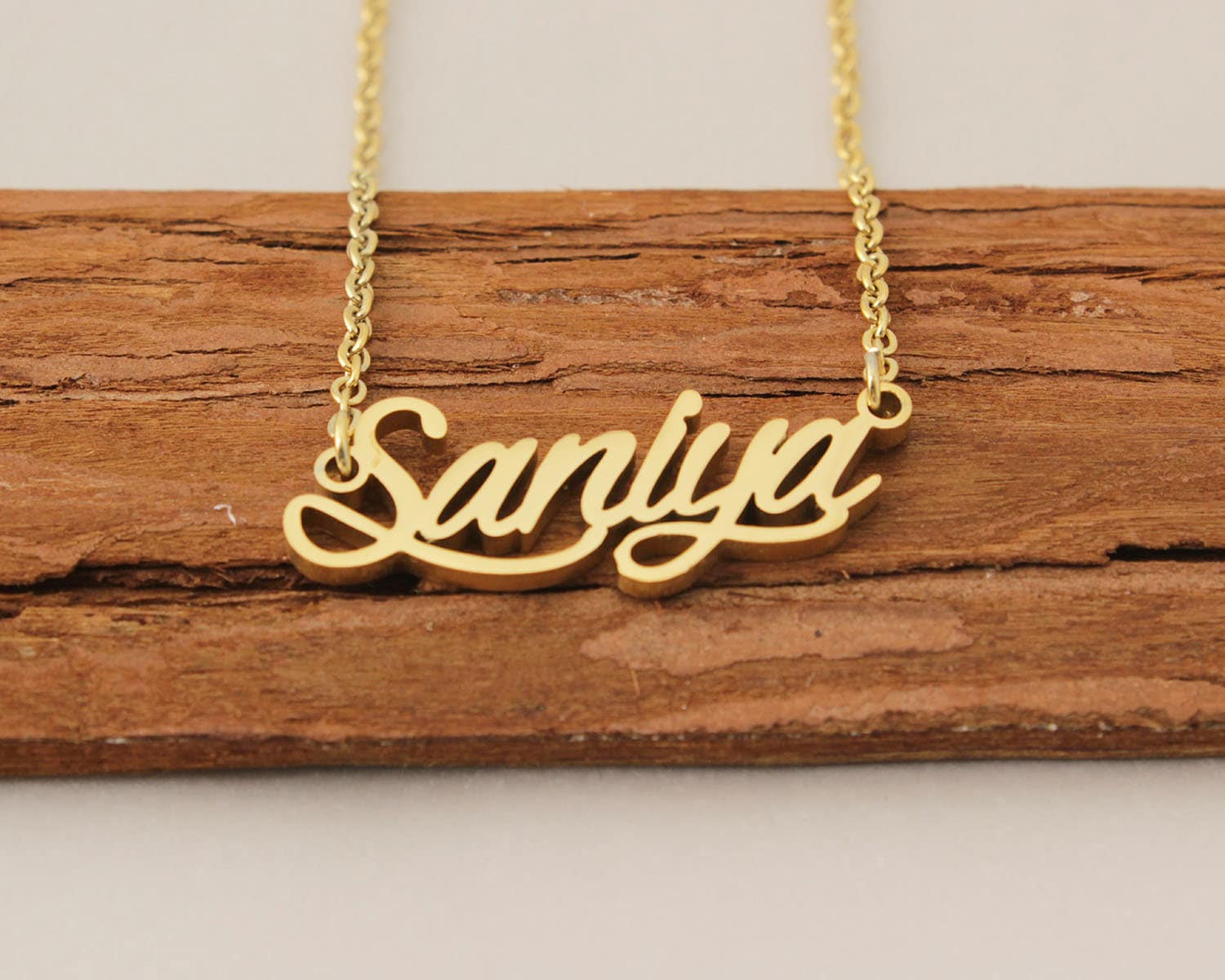 Saniya name chain outlet