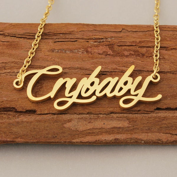 Benutzerdefinierte Namenskette, Crybaby Gold Namenskette, zierliche Halsketten für Frauen, personalisierte Mama Halskette Weihnachten Muttertag Geschenk Anhänger
