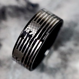 Distressed American Flag Wedding Band, American Flag Engagement Ring, USA Flag Jewelry, Patriotic Gift,  Military Wedding Ring Jewelry