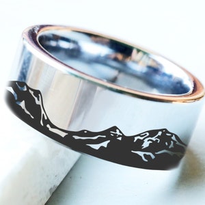 Three Sisters Mountain Wedding Ring, Oregon Mountain Wedding Band, Nature Mountain Engagement Ring, Nature Jewelry, Mountain Gift