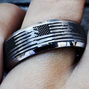 American Flag Wedding Ring, Military Engagement Ring, Patriotic Wedding Band, USA United States Flag Jewelry, Distressed Flag Wedding Ring