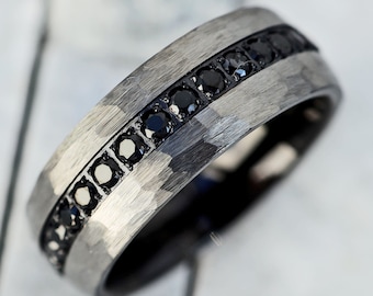 Silver Men's Black Diamond Hammered Tungsten Ring, Unique Men's Ring, Black Sapphire Band, Black Diamond Ring, Men's Wedding Band 8mm