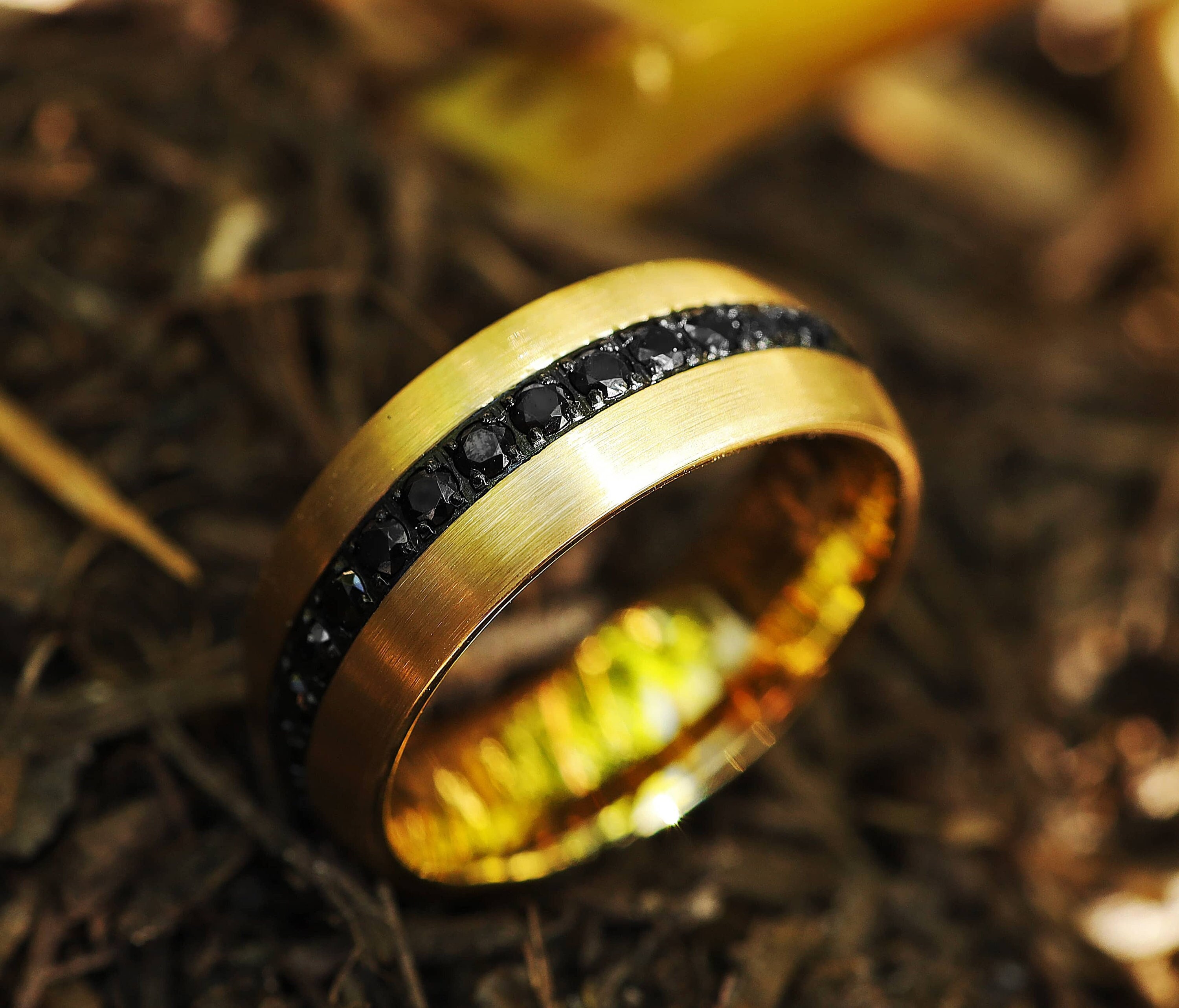 Rdm Madani Rings Mens Wedding Ring Black With Diamonds Men's 14k