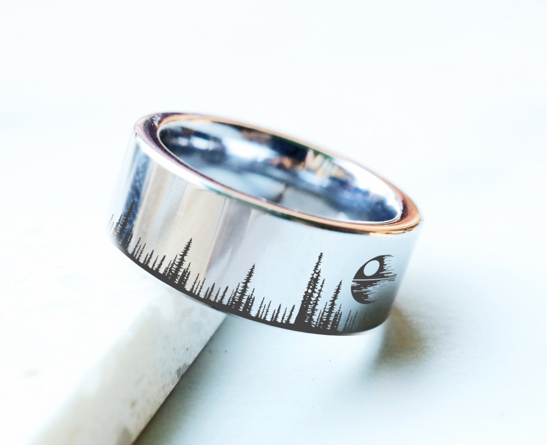 Movie Planet Wedding Band, Spacecraft Wedding Ring, Starship Engagement ...