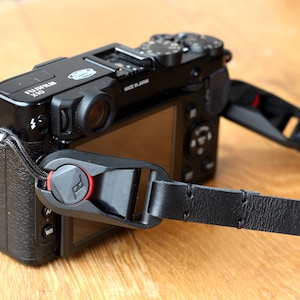 Peak Design Tracolla per fotocamera a sgancio rapido, tracolla sottile in pelle, regalo personalizzabile nero marrone per fotografo, corta lunga