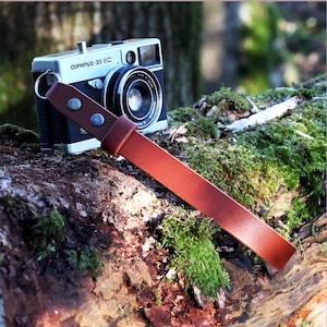 Dragonne en cuir pour appareil photo, poignée personnalisée marron noir, cadeau confortable pour photographe, fait main pour film hybride Fuji Leica