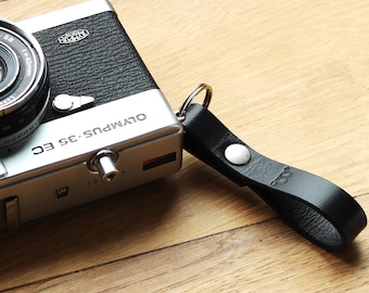 Handmade Leather Camera Finger Strap: Minimalist Grip for Mirrorless Film Cameras