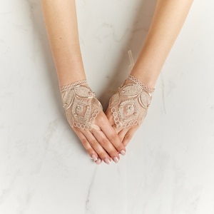 Elegant Bridal Gloves Floral Design, Fingerless Bridal French Lace Gloves, Wedding gloves, Long Lace Bride Gloves, Wedding Accessory E18