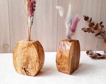 Decoratieve Rowan houten vaas, bloemenvaas, houten bloemenvaas, houten boho vaas, handgemaakt natuurlijk, uniek, moederdag
