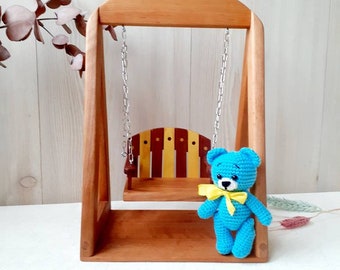 Miniatur Holzschaukel für Puppen - Perfektes Accessoire zum Spielen und Display