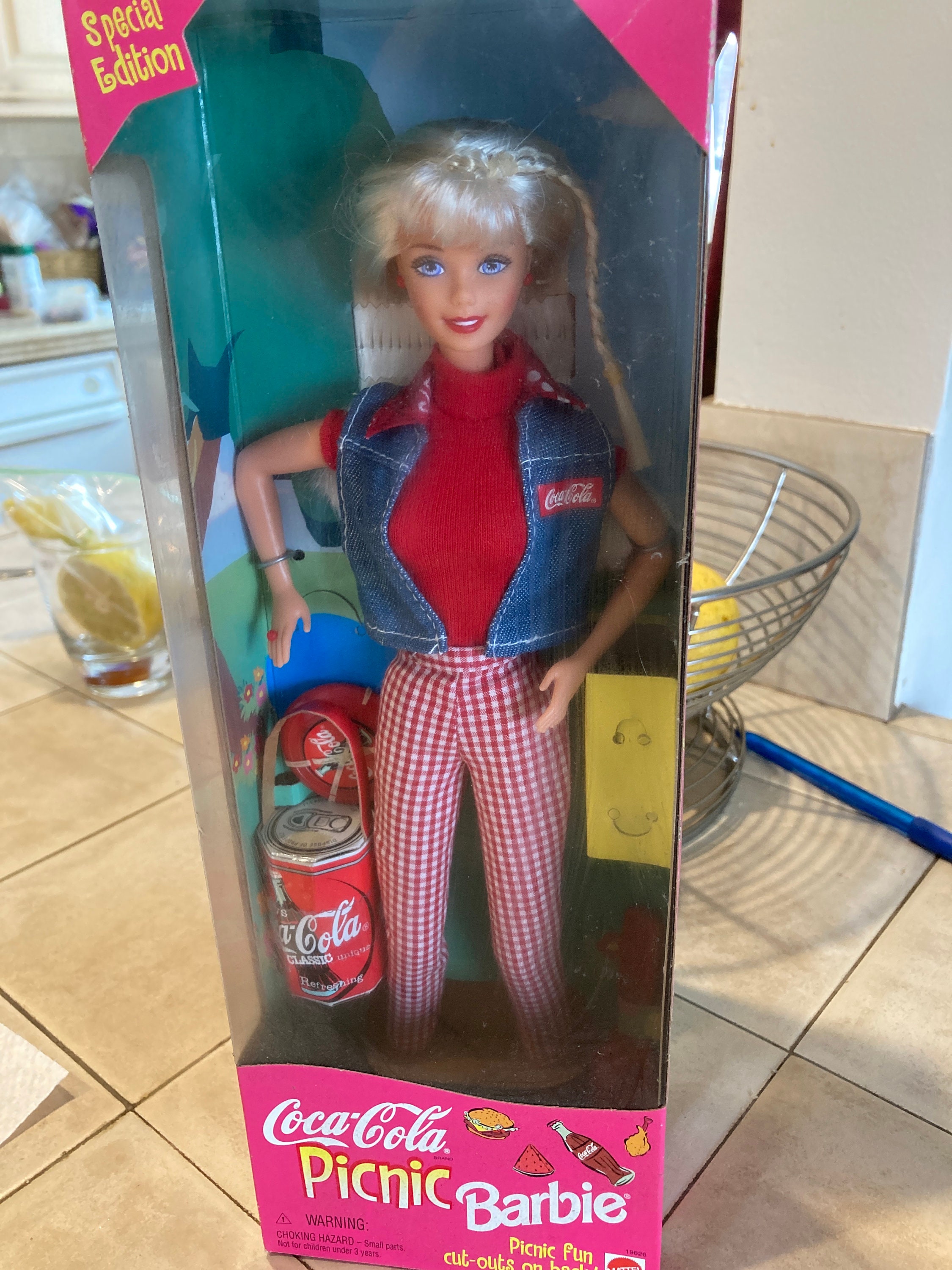 Coca Cola Picnic Barbie 1997 – Special Edition – NRFB