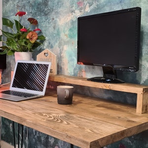 Rowlands Rustic Hand Built Monitor Shelf Stand bild 2