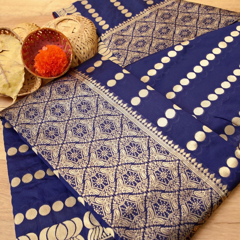 royal blue color saree fornice color combination weeding wear saree with red color blouse Piece saree..