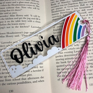 Personalised Rainbow Bookmark // Custom bookmark, Gift for book lovers,Rainbow pattern,Aesthetic bookmark,Teacher gift, Present,Personalised