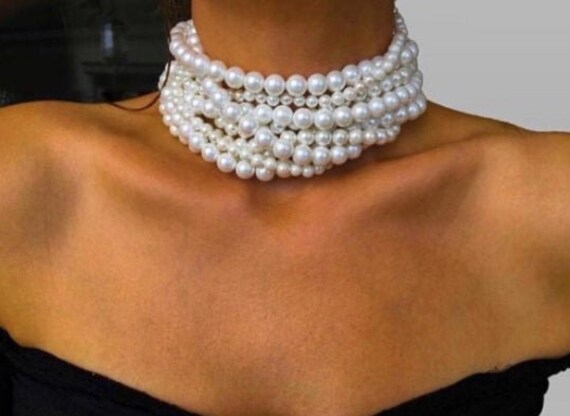 Thick pearl choker necklace deals
