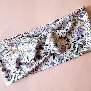 Dainty Sketch Florals Simple Twist Top Soft Fabric Headband, Nurse Headband, Button Band, Headband with Buttons, Healthcare Headband