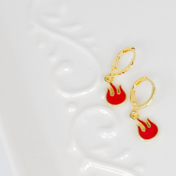 Cute Flame Gold Huggie Earrings